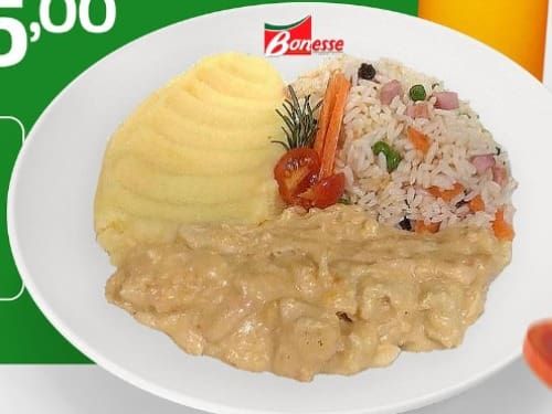 Strogonoff de Frango